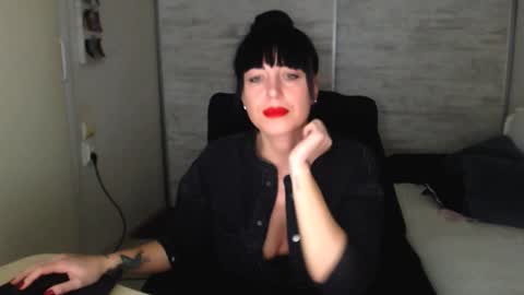 Carla online show from 18, 11, 2025