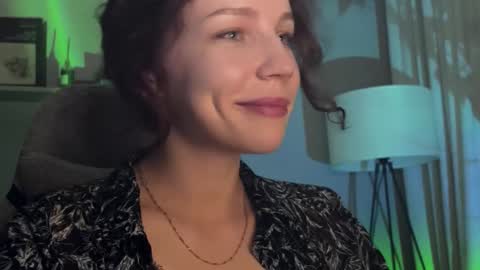 Snapshot of spicy___caramel chatting on 8, 11, 2025 spicy___caramel online show from 8, 11, 2025