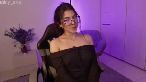 spicy_ana online show from 6, 8, 2026