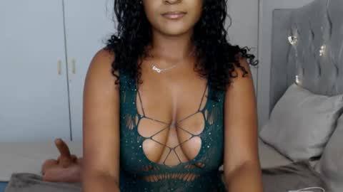 Im Angela  online show from 21, 11, 2025