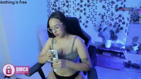Snapshot of spicydollx_1 chatting on 16, 5, 2026 Geraldin online show from 16, 5, 2026