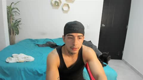 Snapshot of spider_master77 chatting on 7, 4, 2026 spider master online show from 7, 4, 2026