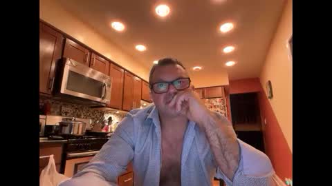 Snapshot of spike69old chatting on 4, 3, 2026 spike69old online show from 4, 3, 2026