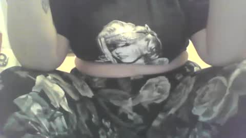 Vanessa Spade online show from 28, 2, 2025