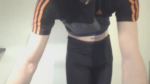 Snapshot of splafy chatting on 6, 3, 2026 ellie online show from 6, 3, 2026