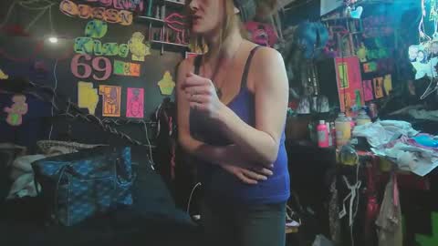 Daddy  His Splash Queen online show from 6, 4, 2026