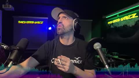 Snapshot of splivke chatting on 4, 12, 2025 Splivke online show from 4, 12, 2025