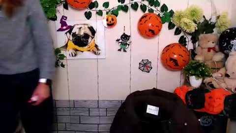 Karina online show from 30, 10, 2025