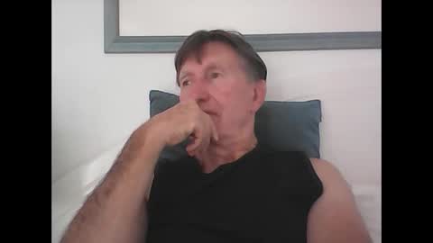 Snapshot of sportbill181 chatting on 26, 10, 2025 sportbill181 online show from 26, 10, 2025