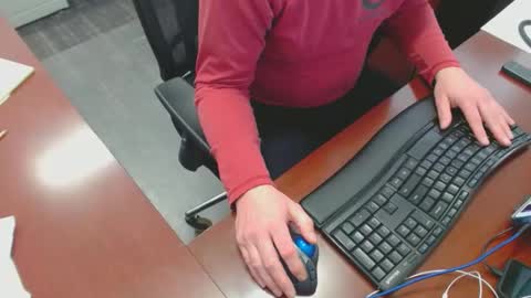 make me cum c2c talk to me online show from 30, 1, 2025