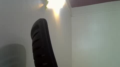 slutty online show from 13, 12, 2024