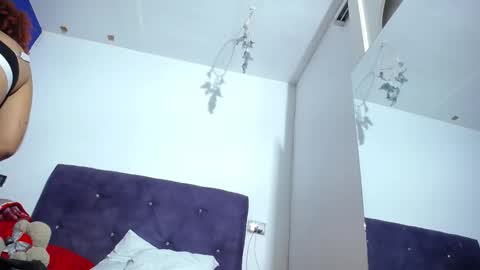 Snapshot of squirter_girl69 chatting on 10, 11, 2025 squirter_girl69 online show from 10, 11, 2025