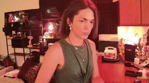 Earthling Gurl Michelle Allergy online show from 13, 7, 2026
