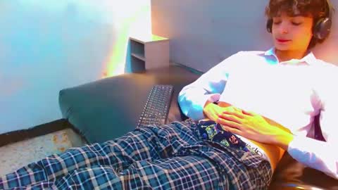 ethan online show from 13, 1, 2026