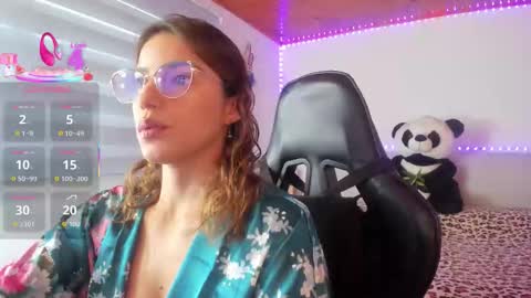 Snapshot of sr_eduard chatting on 3, 10, 2025 sr_eduard online show from 3, 10, 2025