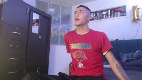 Snapshot of sr_porn01 chatting on 16, 1, 2025 sr_porn01 online show from 16, 1, 2025