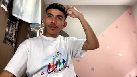 Snapshot of srcejotas chatting on 22, 12, 2024 sorry mom online show from 22, 12, 2024