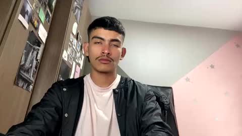 Snapshot of srcejotas chatting on 6, 1, 2025 sorry mom online show from 6, 1, 2025