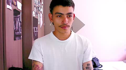 Snapshot of srcejotas chatting on 15, 1, 2025 sorry mom online show from 15, 1, 2025