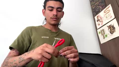 Snapshot of srcejotas chatting on 1, 10, 2025 sorry mom online show from 1, 10, 2025