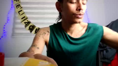 Snapshot of srcejotas chatting on 12, 10, 2025 sorry mom online show from 12, 10, 2025