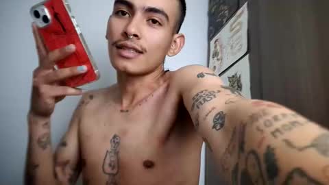 Snapshot of srcejotas chatting on 18, 10, 2025 sorry mom online show from 18, 10, 2025