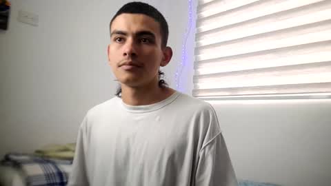 Snapshot of srcejotas chatting on 31, 10, 2025 sorry mom online show from 31, 10, 2025