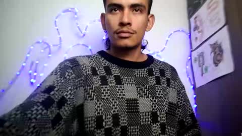 Snapshot of srcejotas chatting on 22, 11, 2025 sorry mom online show from 22, 11, 2025