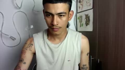 Snapshot of srcejotas chatting on 23, 11, 2025 sorry mom online show from 23, 11, 2025