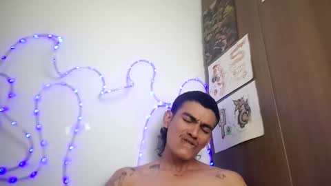 Snapshot of srcejotas chatting on 26, 11, 2025 sorry mom online show from 26, 11, 2025