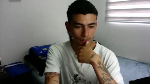 Snapshot of srcejotas chatting on 30, 11, 2025 sorry mom online show from 30, 11, 2025