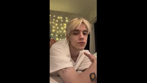 Nick Gasai online show from 2, 1, 2025