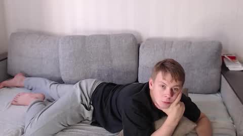 Joe Peach online show from 17, 9, 2025