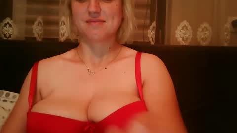 Snapshot of stacey_amelly chatting on 10, 10, 2025 Amelly online show from 10, 10, 2025