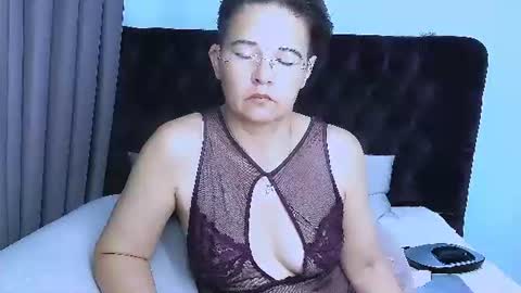 staceydarling online show from 8, 7, 2026