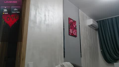 Snapshot of stacy_davise chatting on 8, 10, 2025 STACY online show from 8, 10, 2025