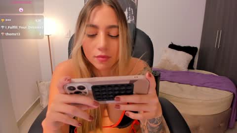 Snapshot of stacyconner chatting on 28, 1, 2025 Stacy Conner online show from 28, 1, 2025