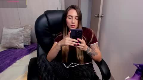 Snapshot of stacyconner chatting on 7, 10, 2025 Stacy Conner online show from 7, 10, 2025