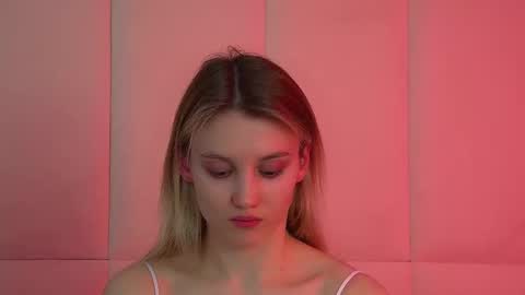 StacyEvances online show from 28, 2, 2026