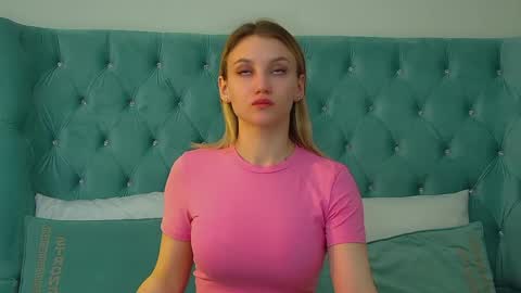 StacyEvances online show from 4, 5, 2026