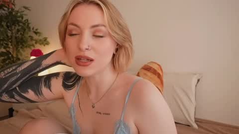 Kristina online show from 15, 4, 2026