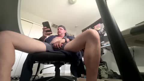 Snapshot of starkcontrast99 chatting on 18, 5, 2026 starkcontrast99 online show from 18, 5, 2026