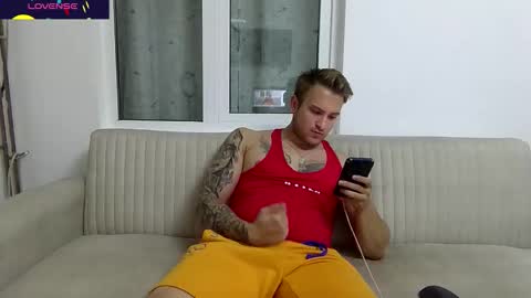 Marius online show from 8, 9, 2025