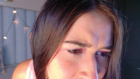 M O O N  online show from 31, 3, 2026