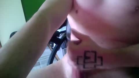 Snapshot of starrrky chatting on 28, 3, 2026 starrrky online show from 28, 3, 2026