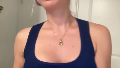 Snapshot of stassiethatsororitygirl chatting on 4, 3, 2025 Stassiethatsororitygirl online show from 4, 3, 2025