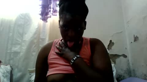 Snapshot of steamy_gal chatting on 2, 8, 2026 steamy_gal online show from 2, 8, 2026