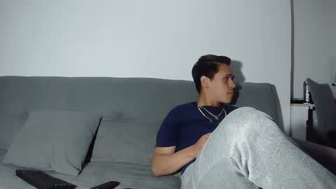 Katalleya and Steban online show from 6, 10, 2025