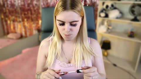 stef_nicks online show from 1, 5, 2026