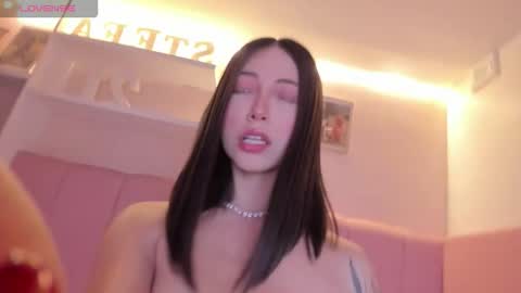 Stefa Gomez  online show from 24, 11, 2025